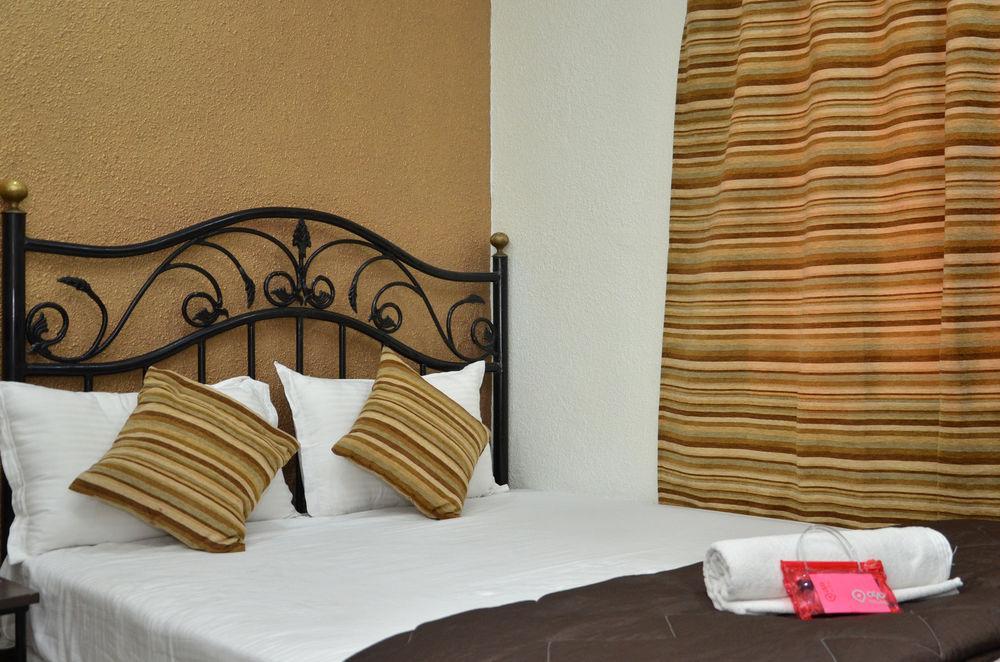 Treebo Admiral Suites New Usmanpura Аурангабад Екстериор снимка