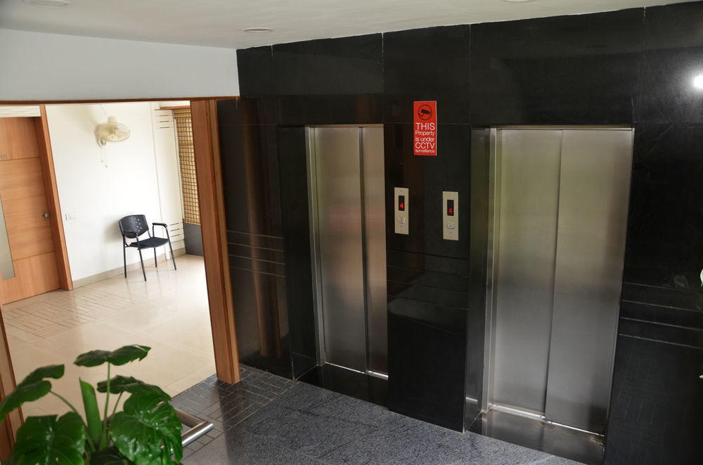Treebo Admiral Suites New Usmanpura Аурангабад Екстериор снимка