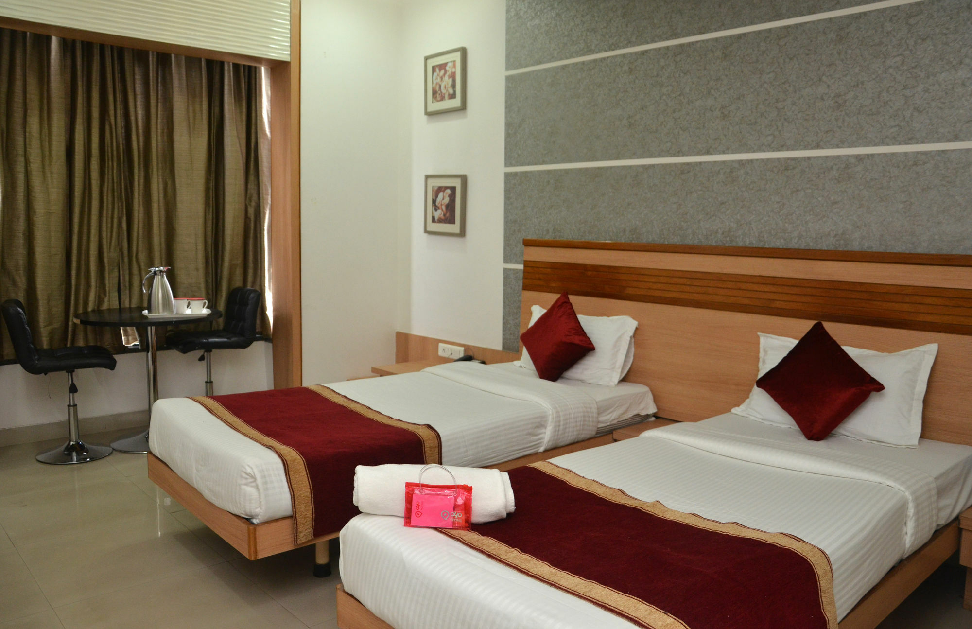 Treebo Admiral Suites New Usmanpura Аурангабад Екстериор снимка